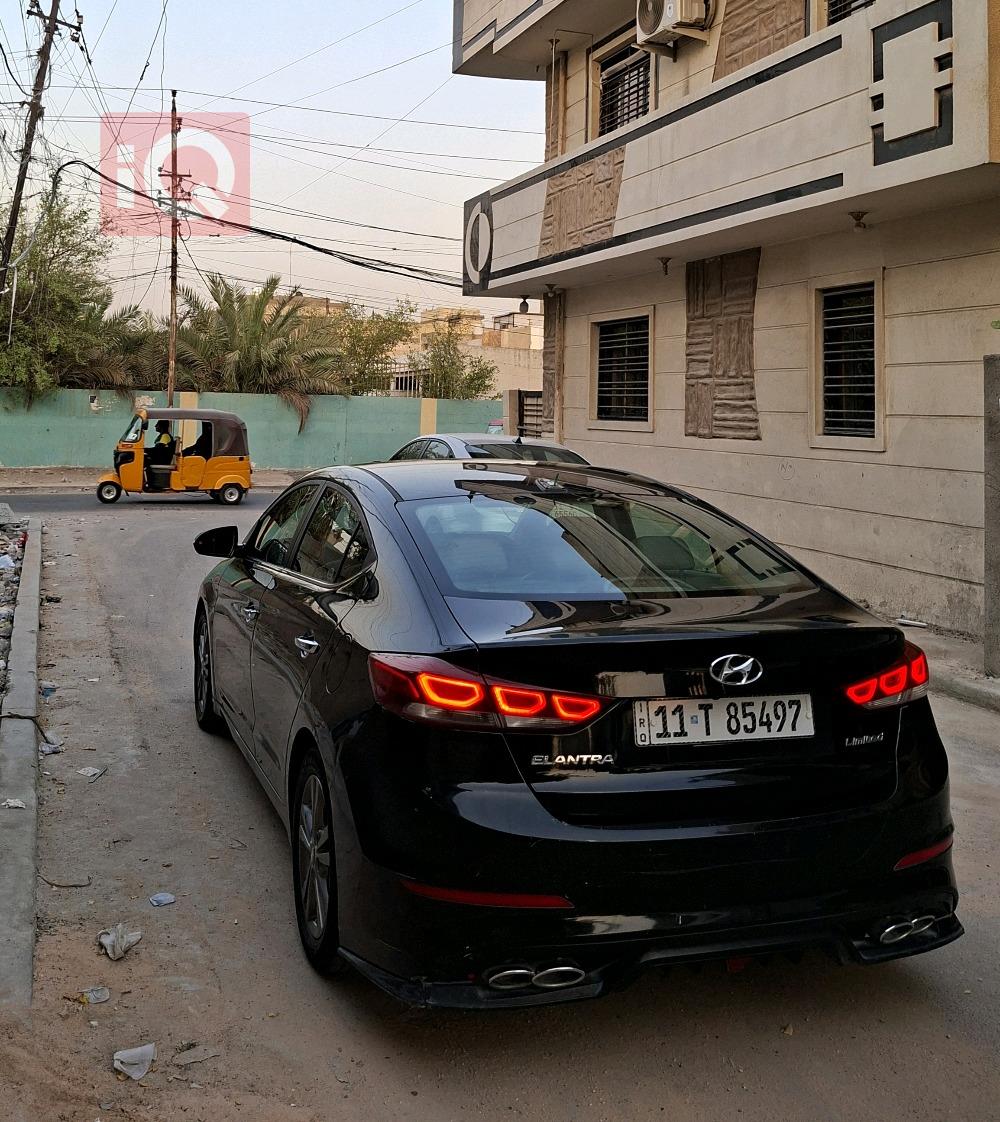 هیوندای ئەلەنترا